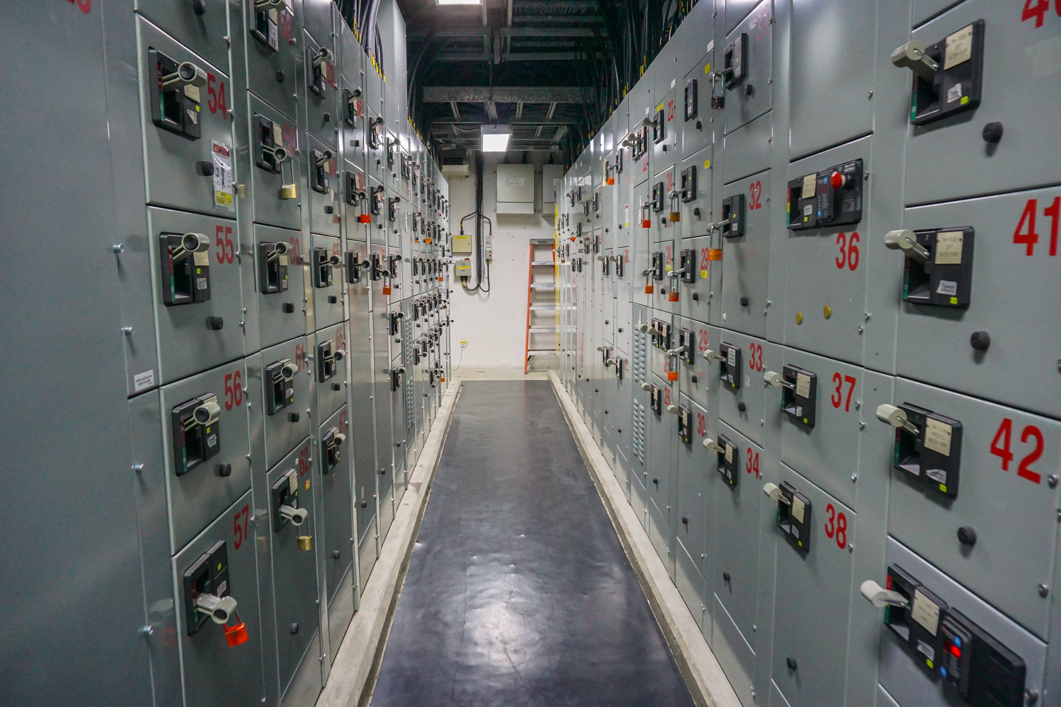 Electrical Bucket in Motor Control Center (MCC): A Comprehensive Overv