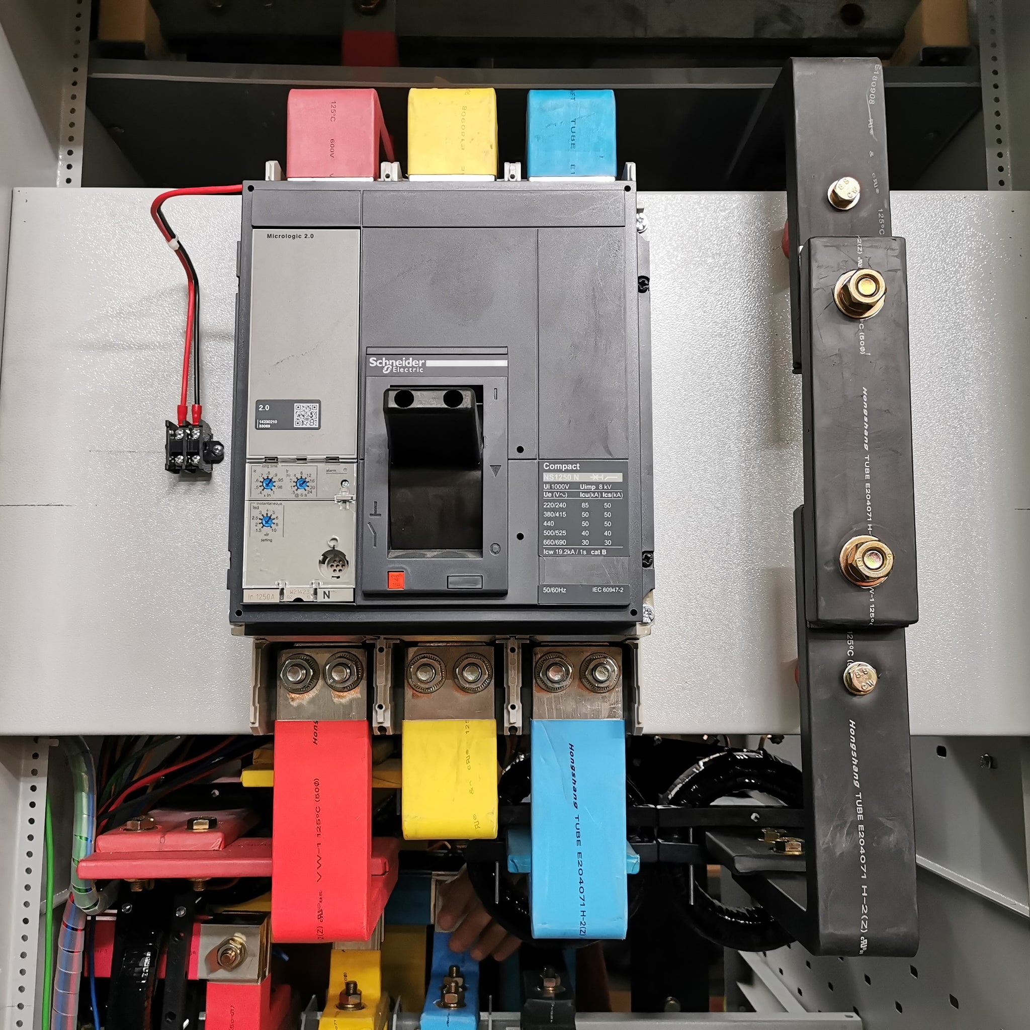 Circuit Breaker Types: A Beginner's Guide