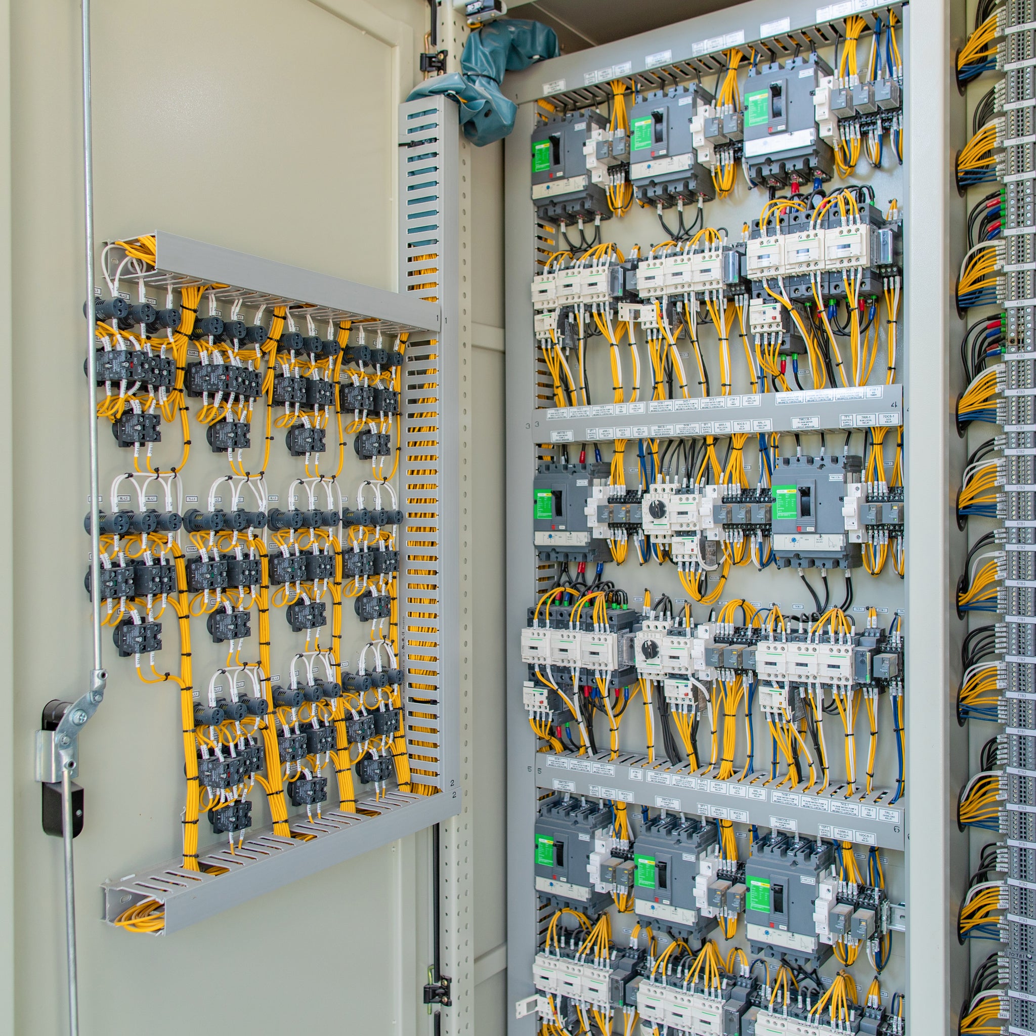 Understanding the Basics of Industrial Control Panels: Training Essent