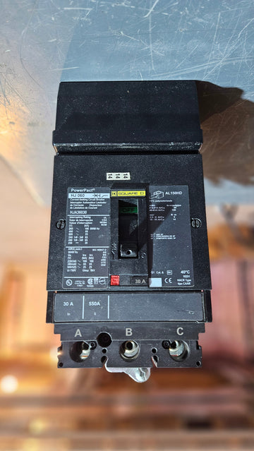 HJA36030 - SQUARE D / SCHNEIDER MOLDED CASE CIRCUIT BREAKER