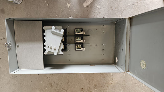 ASP1136 - 100amp  3 pole 600V FEDERAL PIONEER BUS PLUG